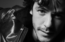 Αναβάλλεται η συναυλία του Jack Savoretti 