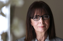 Κατερίνα Σακελλαροπούλου