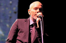 Μάικλ Στάιπ των R.E.M.