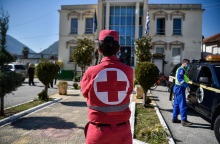 Αντιμέτωποι με σοβαρές ζημιές οι κάτοικοι στο Καναλάκι Πρέβεζας από την ισχυρή σεισμική δόνηση μεγέθους 5,6 βαθμών της κλίμακας Ρίχτερ, που σημειώθηκε στις 2:49 τα ξημερώματα του Σαββάτου 21 Μαρτίου , 14 χιλιόμετρα ανατολικά-βορειοανατολικά της Πάργας 