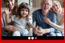 Εικόνα από τη νέα καμπάνια της Vodafone με 4 ανθρώπους διαφορετικών ηλικιών