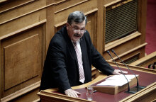 Τα αποκρουστικά σχόλια του Χρυσαυγίτη Χρήστου Παππά για τον θάνατο του Μανώλη Γλέζου