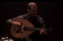 Ο Θωμάς Κωνσταντίνου παρουσιάζει το νέο του δίσκο «Holy Week»