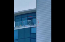 Συναγερμός στο Ην. Βασίλειο: Άνδρας με όπλο σε μπαλκόνι στο Κεντ 