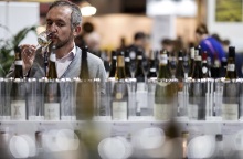 Μείωση των πωλήσεων κρασιού λόγω κορωνοϊού