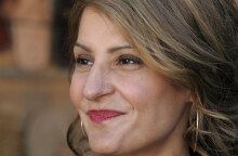 Νία Βαρντάλος