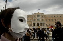 Συγκέντρωση διαμαρτυρίας καλλιτεχνών στο Σύνταγμα