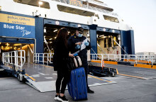 Με μάσκα η επιβίβαση στα πλοία λόγω κορωνοϊού