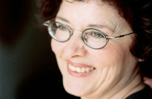 Συνέντευξη της Ευγενίας Φακίνου στην ATHENS VOICE