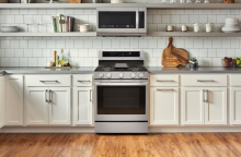 Η LG Electronics (LG) προσφέρει στους καταναλωτές οικιακές συσκευές που έχουν σχεδιαστεί για να κάνουν τη ζωή ευκολότερη.