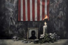 Εμπνευσμένο από τον τραγικό θάνατο του Τζορτζ Φλόιντ και το κίνημα Black Lives Matter είναι το νέο έργο του αινιγματικού καλλιτέχνη της street art, Banksy 