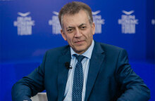 Ο υπουργός Εργασίας και Κοινωνικών Υποθέσεων Γιάννης Βρούτσης στο 5ο Οικονομικό Φόρουμ των Δελφών