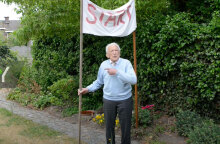 Το λέει η καρδιά του: Ο Αλφόνς Λεμποένς, 103 ετών, τρέχει μαραθώνιο προκειμένου να συγκεντρώσει χρήματα για το εμβόλιο του κορωνοϊού