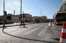 «Δημιουργείται για πρώτη φορά στην Αθήνα μια ασφαλής ποδηλατική διαδρομή που ενώνει το Σύνταγμα με την Ομόνοια» - Το μήνυμα του Κώστα Μπακογιάννη για τις παρεμβάσεις στην Πανεπιστημίου