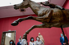 Επίσκεψη στο Εθνικό Αρχαιολογικό Μουσείο πραγματοποίησε η Πρόεδρος της Δημοκρατίας Αικατερίνη Σακελλαροπούλου