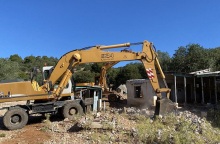 Κατεδαφίσεις Μάνδρα