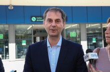 Ο Χάρης Θεοχάρης επισκέφθηκε τον Άγιο Νικόλαο Κρήτης