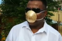 Ινδός πλήρωσε 3.500 ευρώ για μια χρυσή μάσκα για τον κορωνοϊό