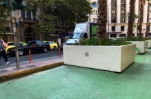 Καθαρίστηκαν οι ζαρντινιέρες του Μεγάλου Περιπάτου