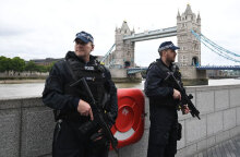 Τέσσερις άνδρες συνελήφθησαν στη Βρετανία για τον σχεδιασμό τρομοκρατικών επιθέσεων