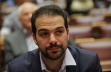 Με ανάρτησή του στο Facebook, ο Γαβριήλ Σακελλαρίδης στηρίζει την Ιωάννα Τούνη για την περιπέτεια μετά το ροζ βίντεο