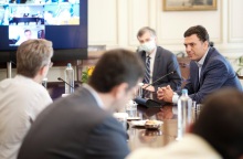 Υπό τον υπουργό Υγείας Βασίλη Κικίλια συνεδριάζει τη Δευτέρα στις 12:00 η επιτροπή λοιμωξιολόγων, με αντικείμενο τις εξελίξεις γύρω από την πορεία του κορωνοϊού