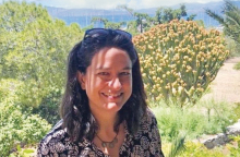 Η Σίφνος της Νίκης Κεραμέως