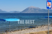 Ομπρέλα σε απαγορευμένη παραλία