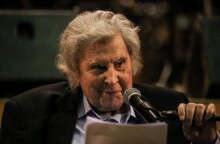 Μίκης Θεοδωράκης: Επετειακή συναυλία για τα γενέθλιά του