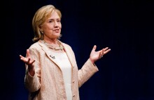 Rodham: Η «παράλληλη» ζωή της Χίλαρι Κλίντον στη μικρή οθόνη