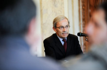 Ο Ελληνοκύπριος Οικονομολόγος που κέρδισε το Νόμπελ Οικονομίας Χρισόφορος Πισσαρίδης