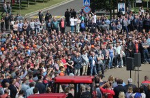 Λευκορωσία: Χιλιάδες στη διαδήλωση υπέρ του προέδρου, Λουκασένκο