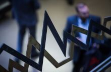 Έξοδος στις αγορές με δεκαετές ομόλογο