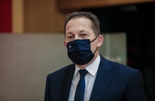 Τις επαναλαμβανόμενες προκλήσεις της τουρκικής πλευράς, αλλά και τις πληροφορίες περί μετακίνησης τουρκικών στρατευμάτων στην Ανδριανούπολη σχολίασε ο κυβερνητικός εκπρόσωπος Στέλιος Πέτσας. 