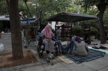 Πρόσφυγες στην πλατεία Βικτωρίας