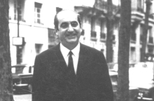 Ο Κωνσταντίνος Μητσοτάκης αυτοεξόριστος στο Παρίσι