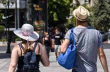 Πολίτες στο κέντρο της Αθήνας