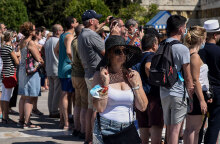 Νέα μέτρα για τον κορωνοϊό στην Αττική - Έως 9 άτομα σε συναθροίσεις σε ανοικτούς και κλειστούς χώρους από τη Δευτέρα 21 Σεπτεμβρίου 2020