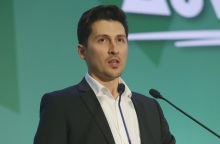 Ο εκπρόσωπος Τύπου του ΚΙΝΑΛ, Παύλος Χρηστίδης 