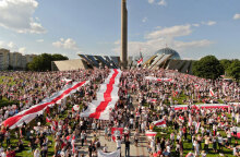 Λευκορωσία: Χιλιάδες άνθρωποι στους δρόμους κατά Λουκασένκο