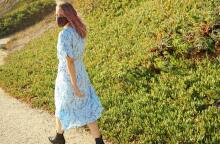 Πώς να αποφύγετε τις εξάρσεις της ακμής όταν φοράτε μάσκα 