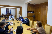 Σύσκεψη για τις ΜΕΘ υπό τον Βασίλη Κικίλια