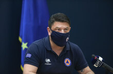 Ο Νίκος Χαρδαλιάς με μάσκα για τον κορωνοϊό