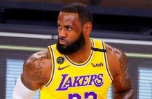 Ο ΛεΜπρον Τζέιμς