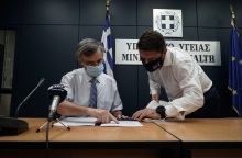 Ο Σωτήρης Τσιόδρας και ο Νίκος Χαρδαλιάς