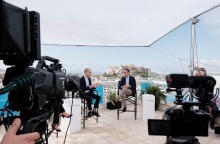 Κυριάκος Μητσοτάκης - Yuval Noah Harari