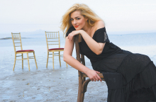 Η Αίγινα της Νατάσσας Μποφίλιου