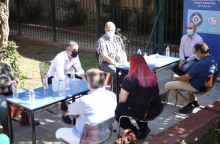 Συνάντηση Κώστα Μπακογιάννη με πρώην άστεγους