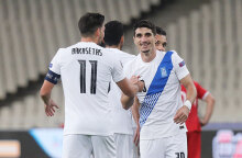 Μάνταλος και Μπακασέτα οι σκόρερ στη νίκη της Εθνικής Ελλάδος με 2-0 κόντρα στη Μολδαβία