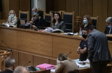Στιγμιότυπο από τη δίκη της Χρυσής Αυγής 